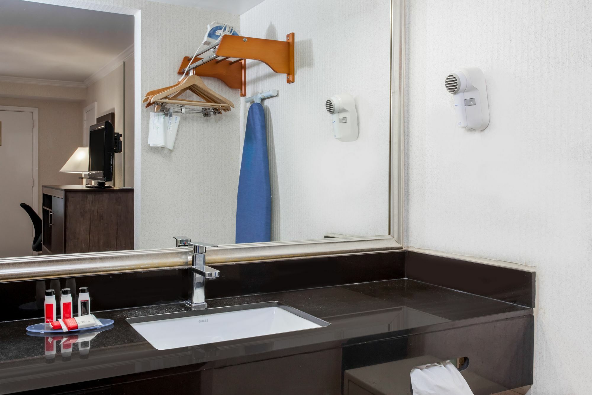 Days Inn By Wyndham Wilmington Brandywine Talleyville Екстериор снимка